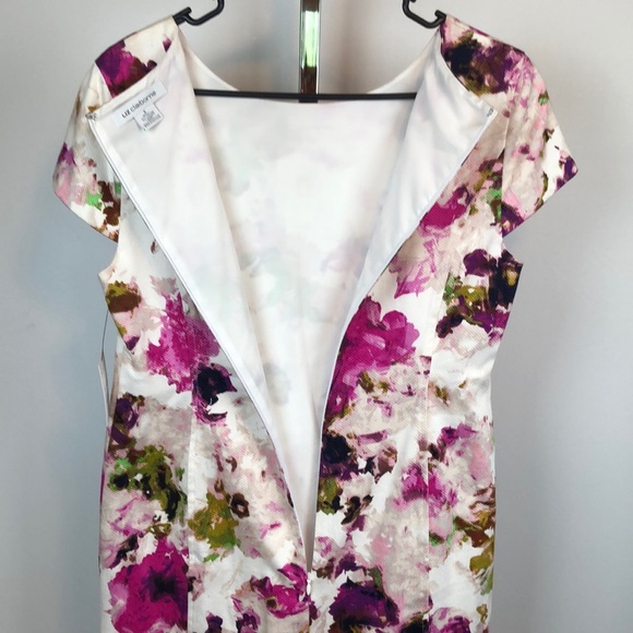 Liz Claiborne textured floral dress with pockets - Picture 6 of 7